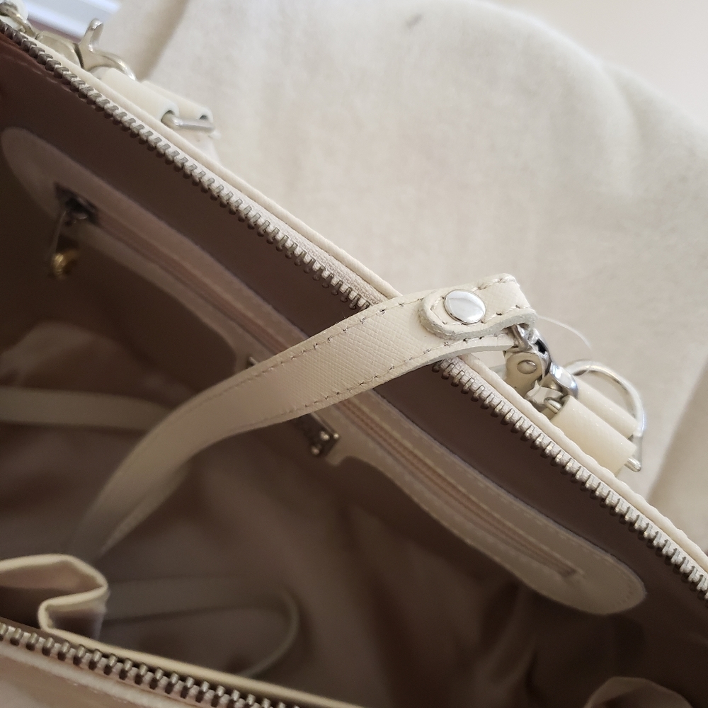 Bags - Picture 2 of 5